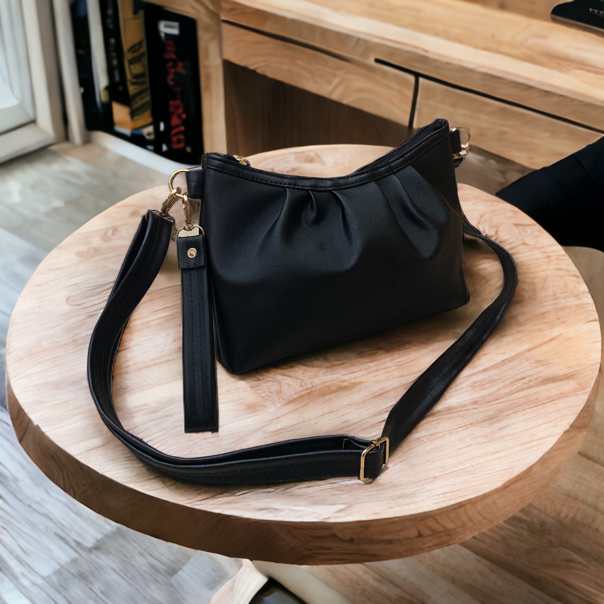 Hazel - Tas Hazel Premium Bahan Kokoli Selempang Wanita